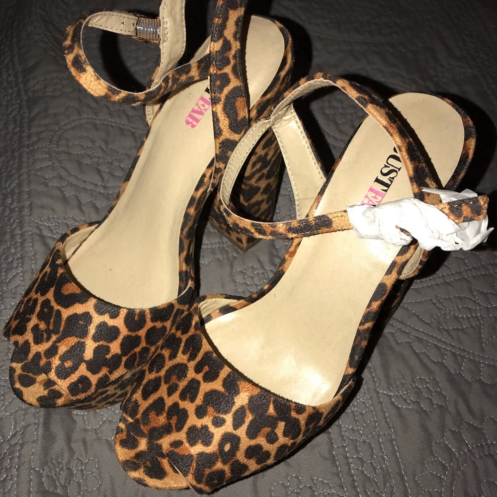 Just Fab Cheetah Pumps